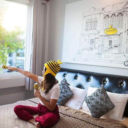 Beehive Phuket Old Town Hostel Εξωτερικό φωτογραφία