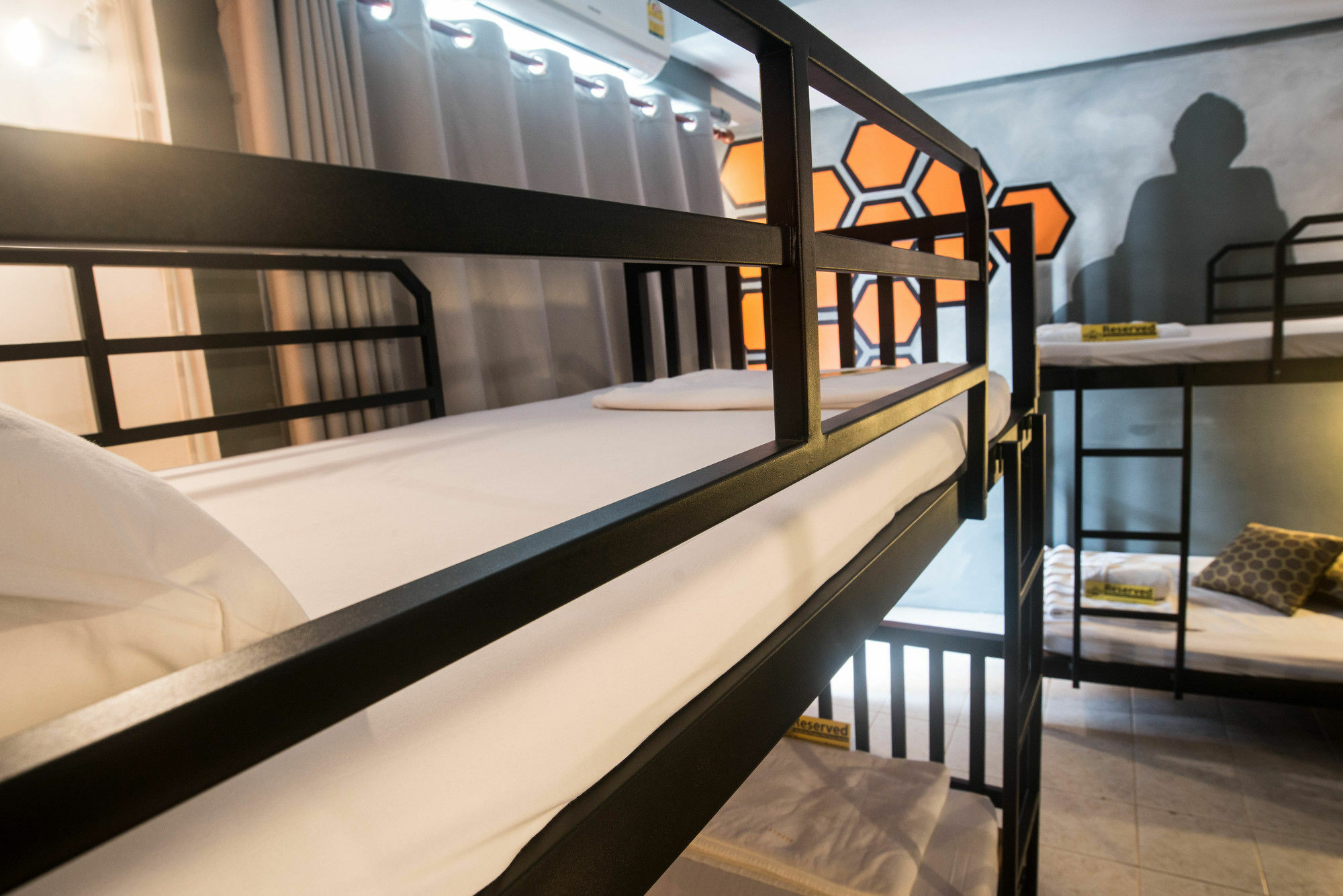 Beehive Phuket Old Town Hostel Εξωτερικό φωτογραφία